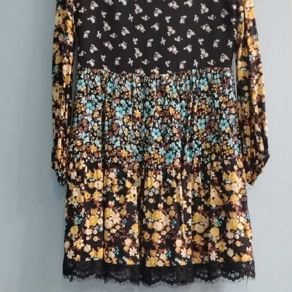 ⭐Forever 21 Black Floral Long Sleeve Dress Size Small Great Condition⭐ - Picture 5 of 5